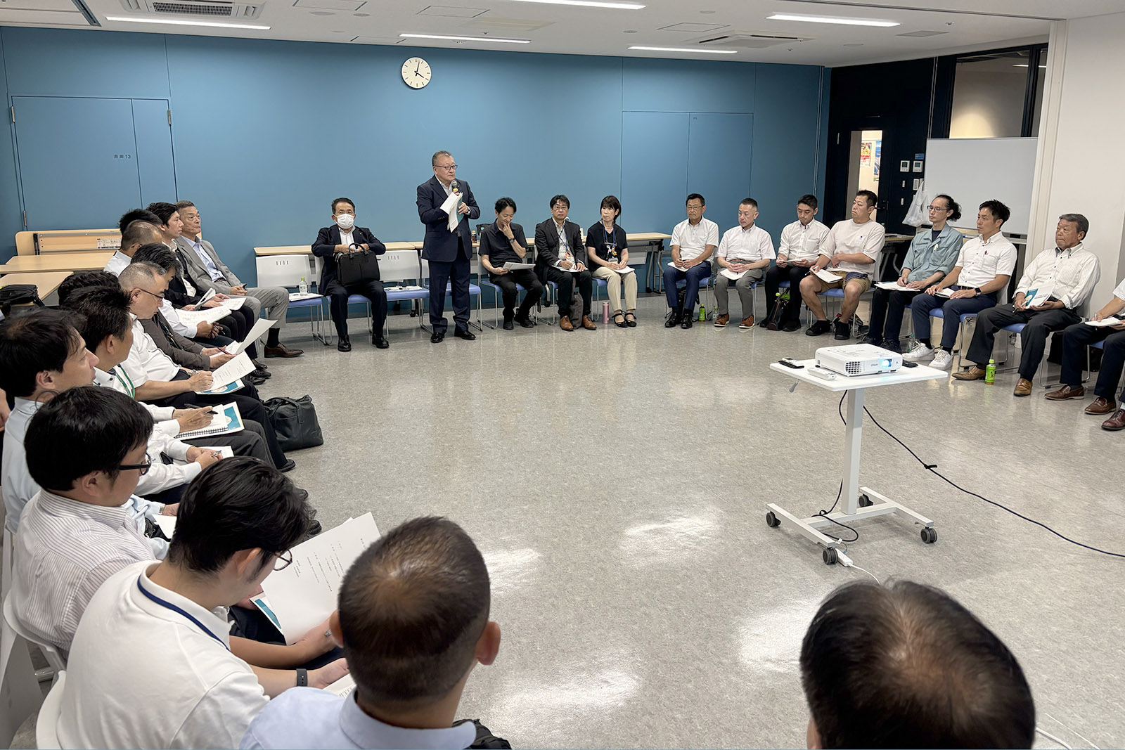 写真:円卓会議の模様